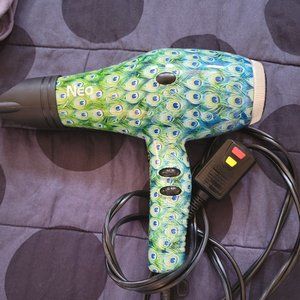 NEO peacock hairdryer